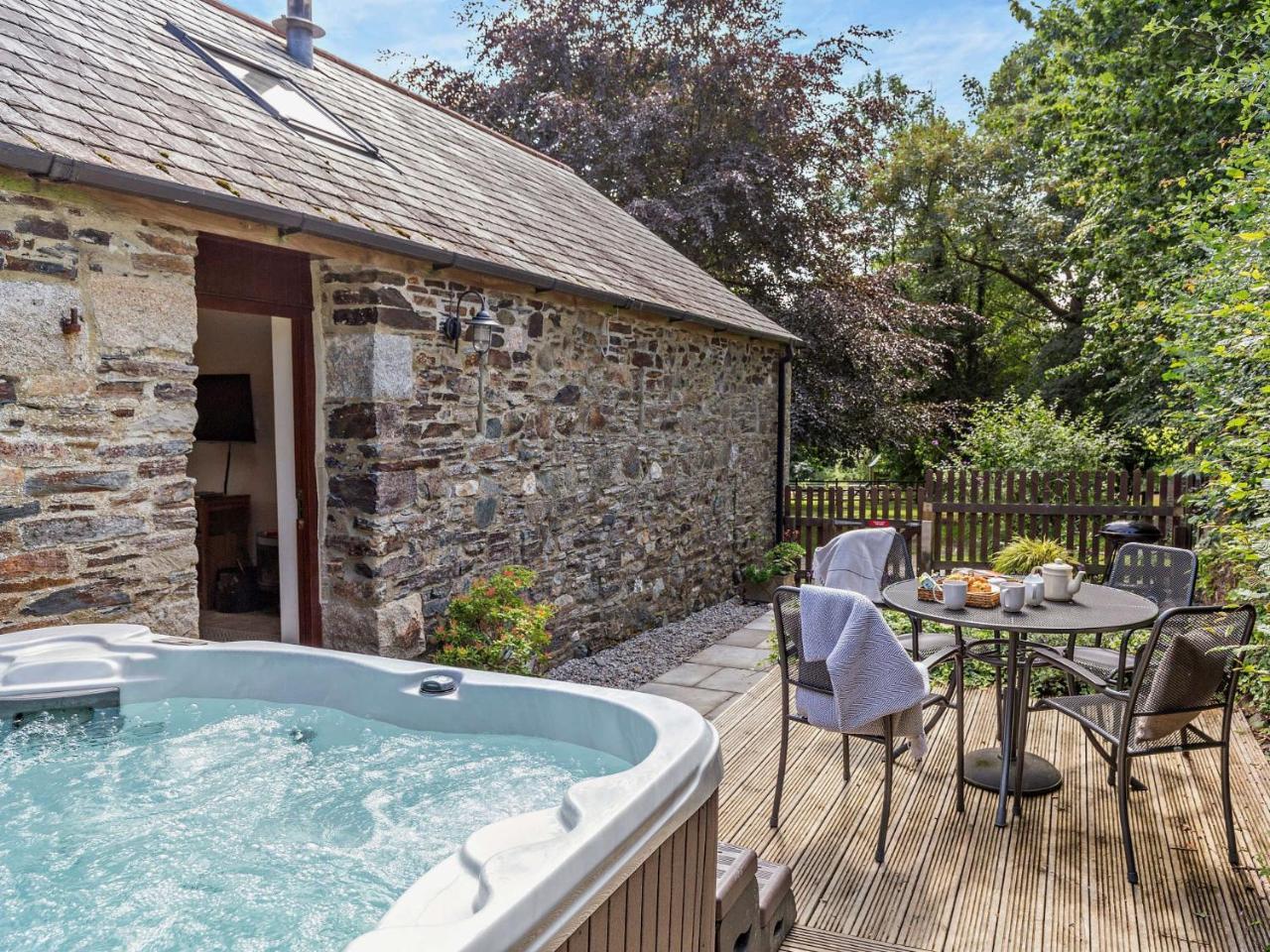2 Bed in Callington oc tyler — hotel in North Hill