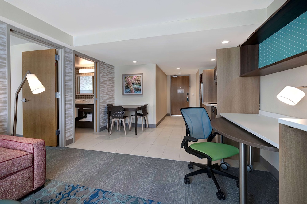 Home2 Suites by Hilton Gulf Breeze Pensacola Area - photo 22