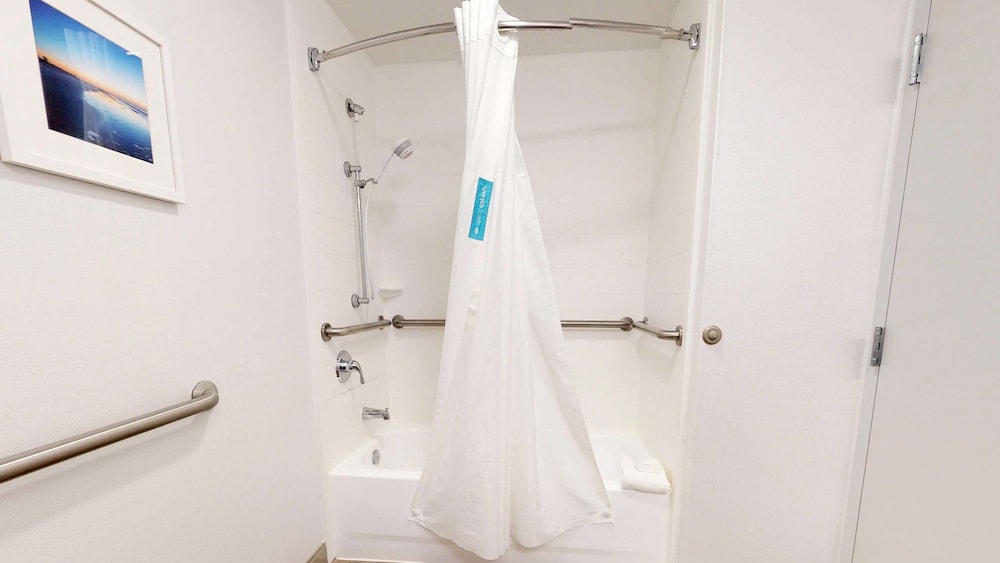 Hampton Inn St. Simons Island - photo 16