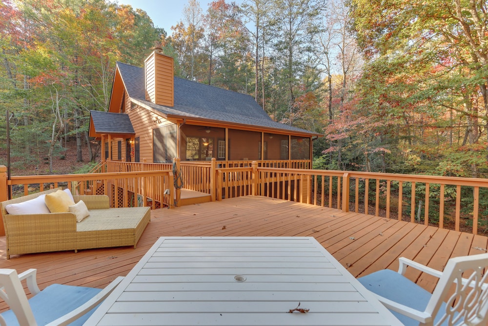 North Georgia Mountain Escape: Family Friendly in Blairsville, United States