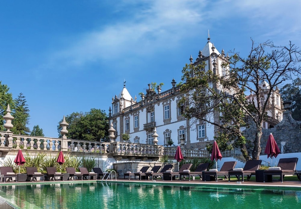 Pestana Palacio do Freixo Pousada & National Monument The Leading Hotels of the World — 5-Star Luxury Hotel in Porto, Portugal