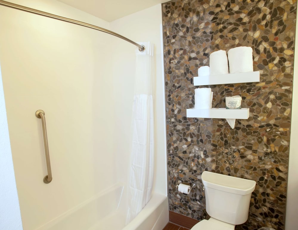 Hilton Garden Inn San Antonio Live Oak Conference Center - photo 26