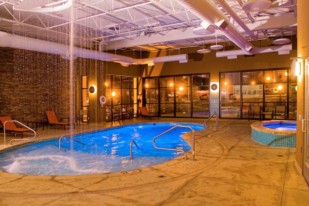 Hampton Inn Wheeling - photo 34