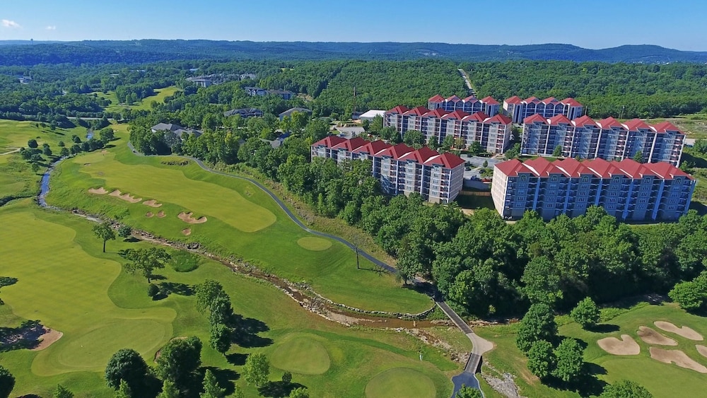 Grand Crowne Resorts - last minute hotel in Branson