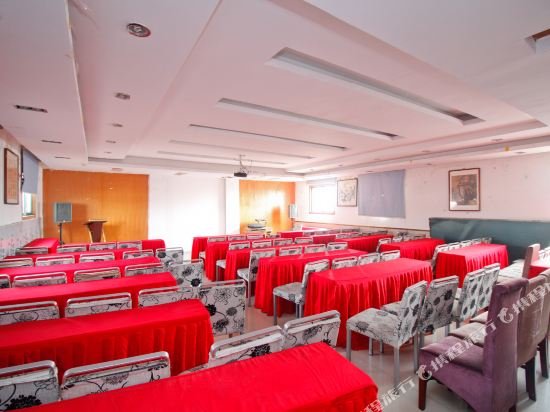 Fengcheng Hotel in Huainan, People's Republic of China