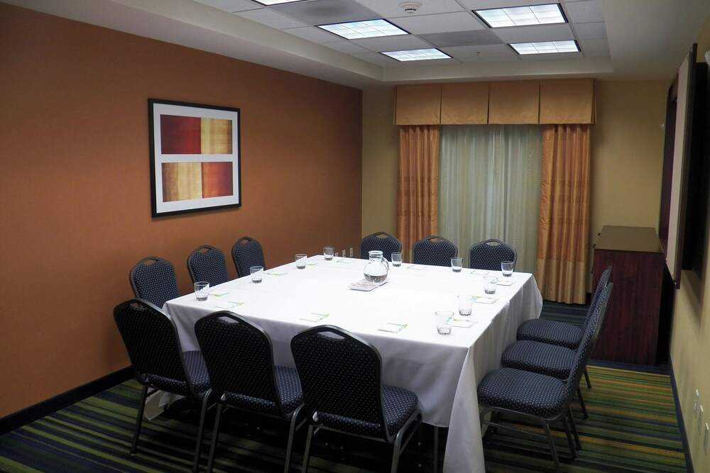 Fairfield Inn & Suites by Marriott Los Angeles West Covina - photo 20