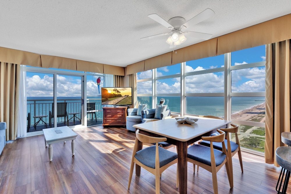 Carolinian Resort Stunning Condos - photo 35