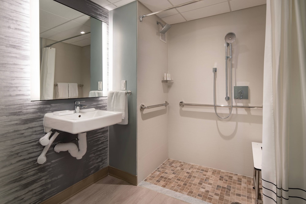 Torrance Marriott Redondo Beach - photo 22