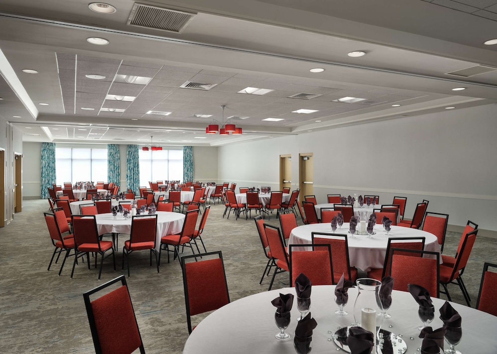 Hilton Garden Inn Ann Arbor - photo 29