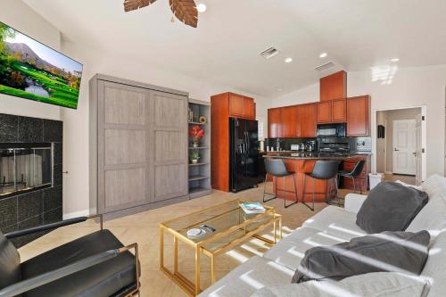 Casita 86177 Sunny Stay For 4 — Coachella