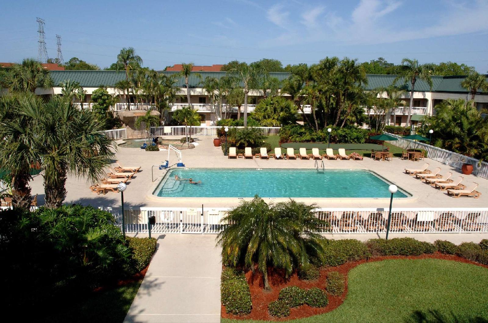 SureStay Plus Hotel by Best Western Clearwater Central - photo 2