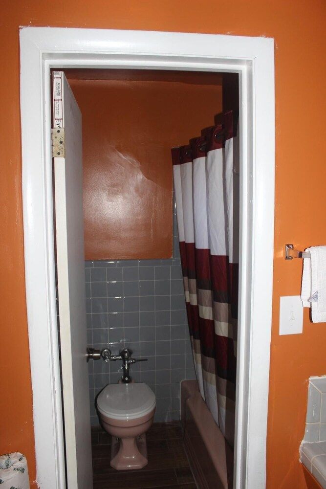 Budget Inn Pulaski - photo 21