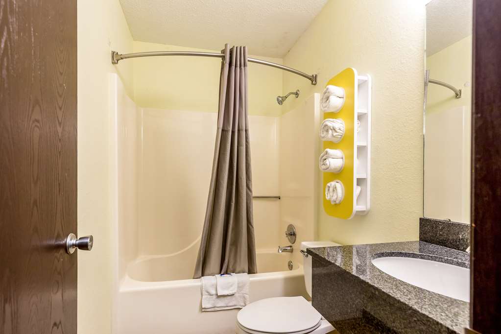 Motel 6 Troy IL - photo 21