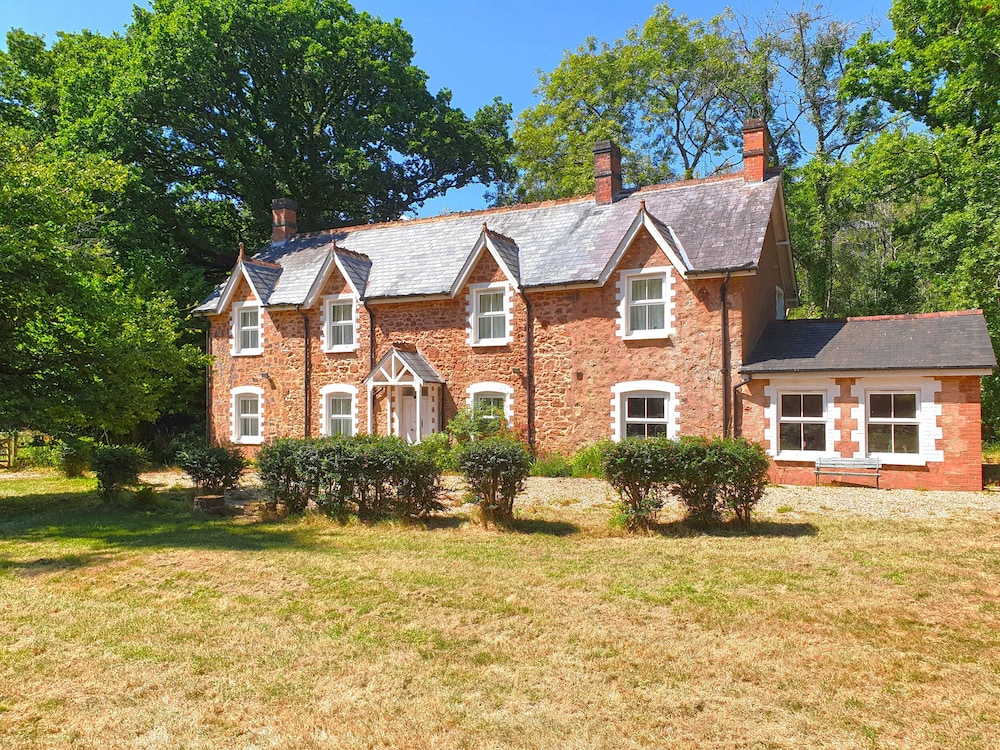 Heathfield - carbon neutral hotel in Taunton