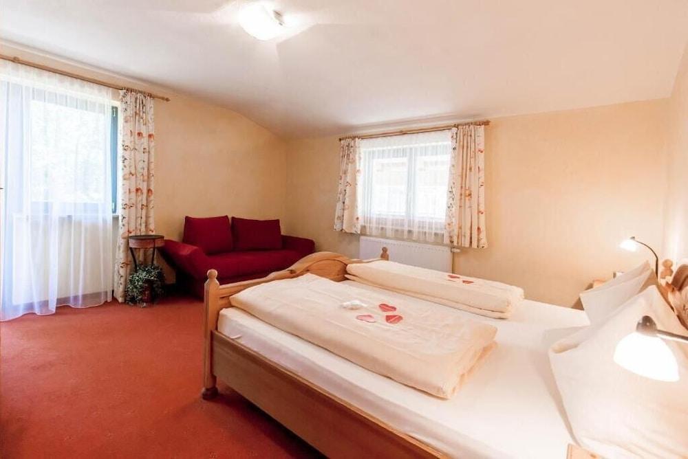 Alimonte Romantic Appartements — 4-Star Luxury Hotel in Sankt Johann In Tirol, Austria
