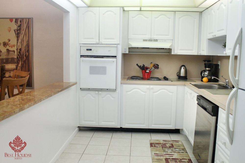 Sunny Isles Suites - photo 30