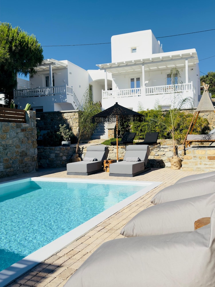 Sofos Suites Mykonos - carbon neutral hotel in Mykonos