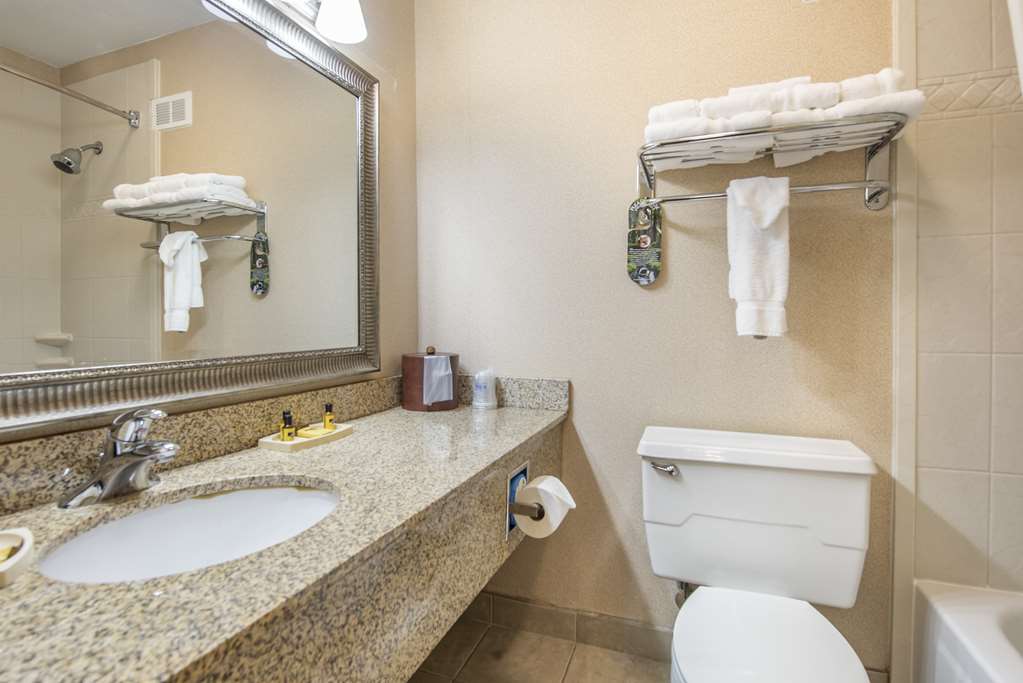Best Western Plus Bridgeport Inn - photo 37