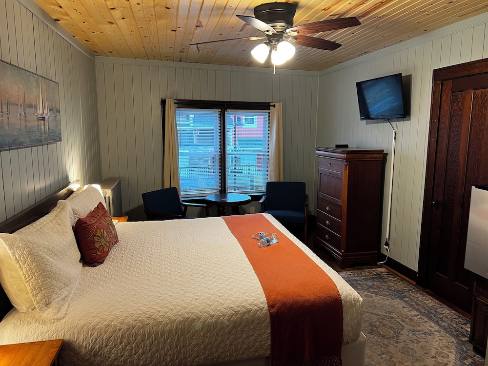 Historic Hotel Nichols - photo 43