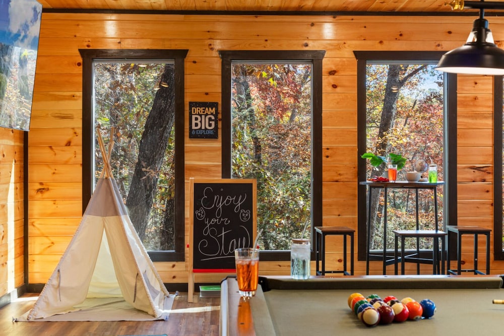 Mountain Majesty By Ghosal Luxury Lodging - photo 48