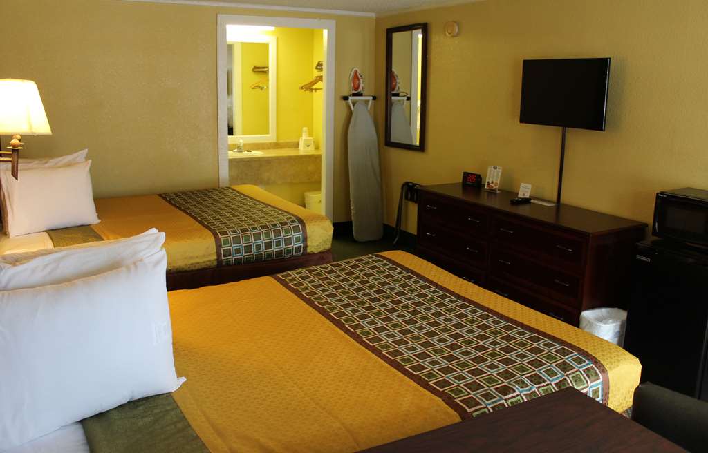 Americas Best Value Inn Conyer - photo 15
