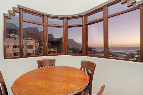 Brighton Court Self check in 2 bedrooms beachfront