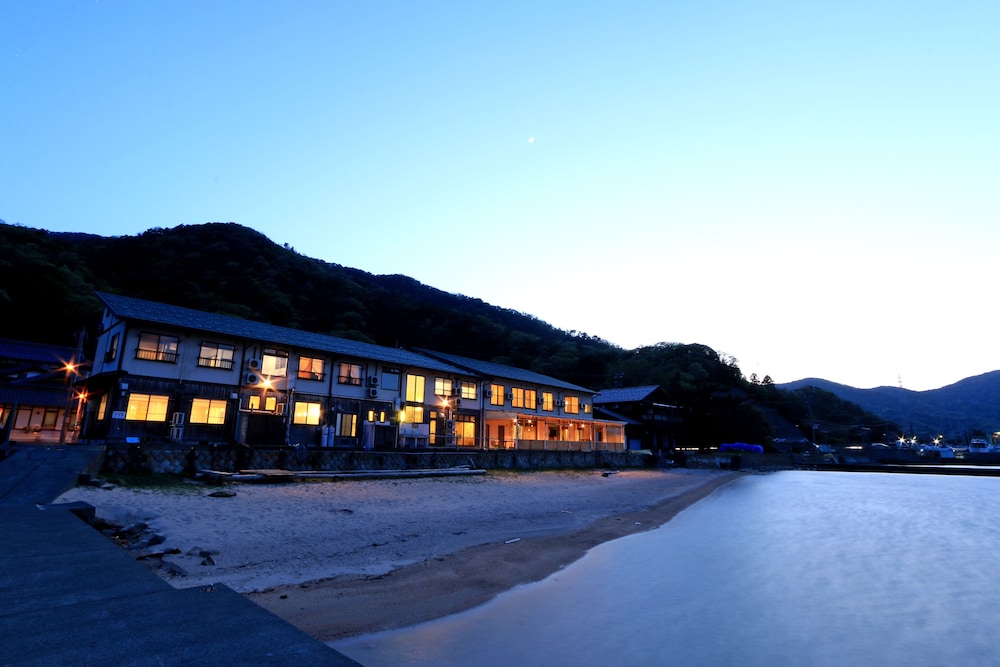 Tsuruga Sazanami Resort Chobei — hotel in Tsuruga
