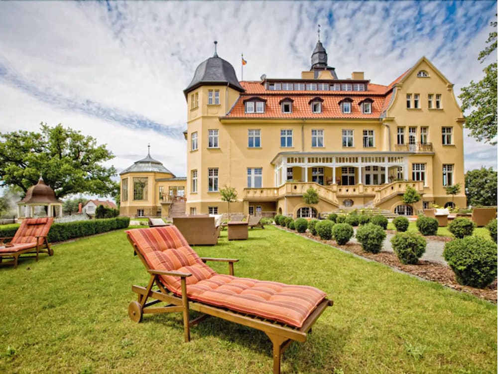 Residenz am Schloss — hotel in Wendorf