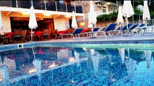 Apartments Dragišić — 4-Star Luxury Hotel in Budva, Montenegro