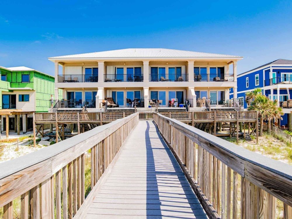 Southern Cross — hotel in Navarre