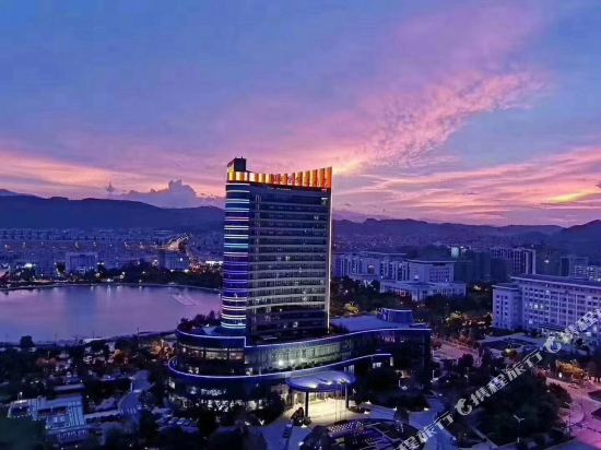 Phoenix Jin Jiang Hotel in Wenshan City, People's Republic of China