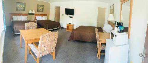 Redwood Arms Motel — hotel in Paonia