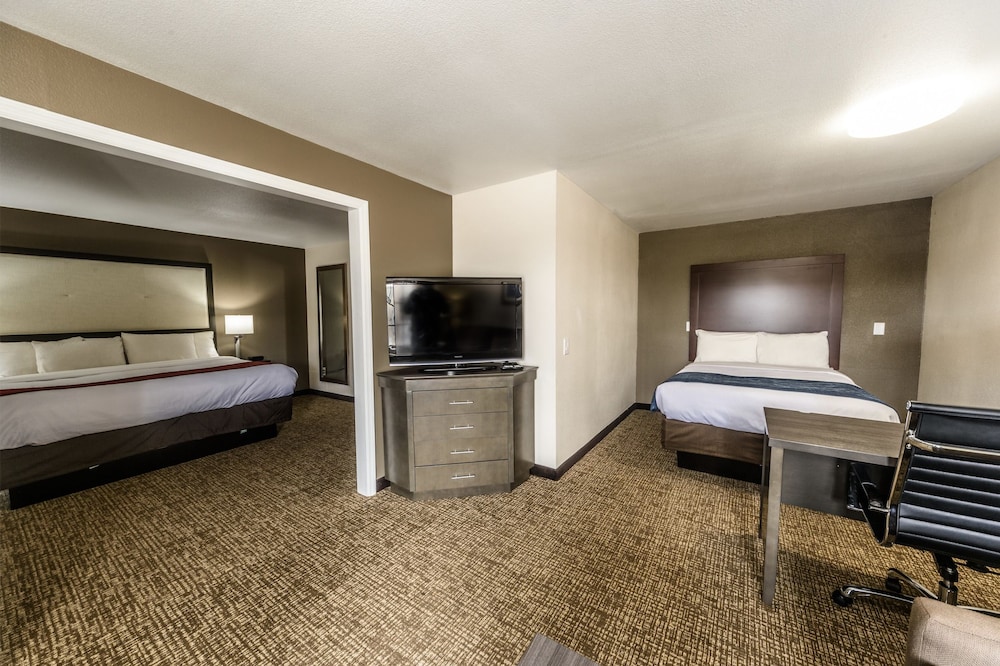 Richland Inn Lawrenceburg - photo 20