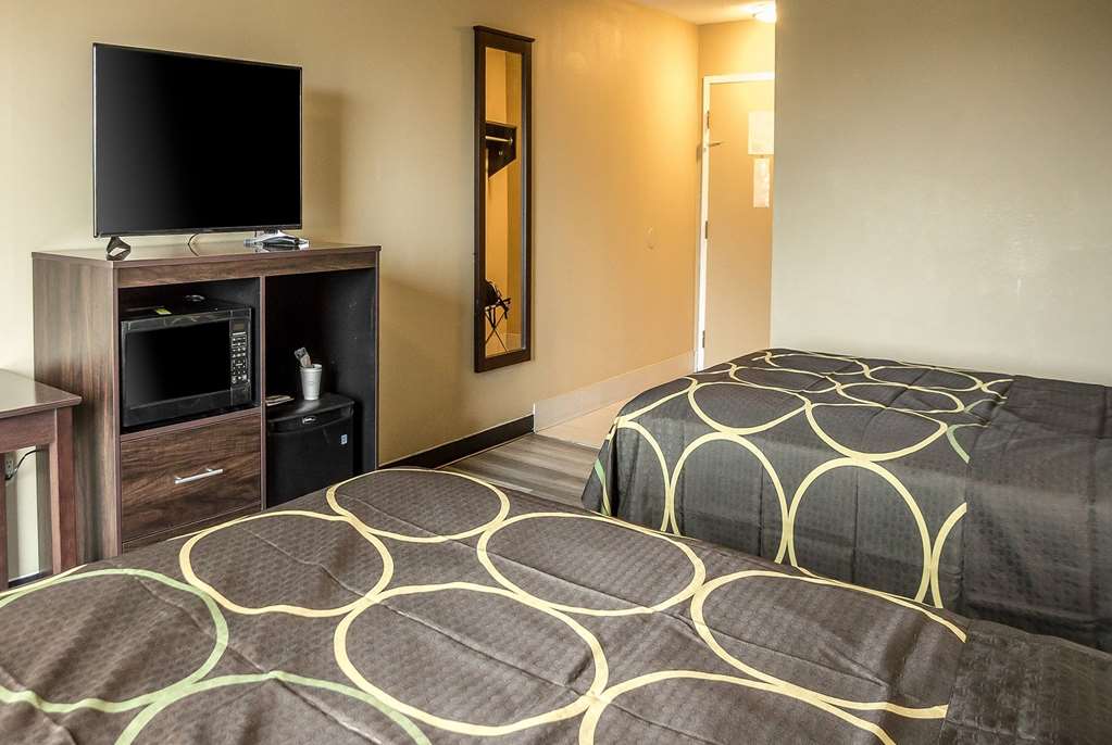 Super 8 by Wyndham Indianapolis South - photo 21