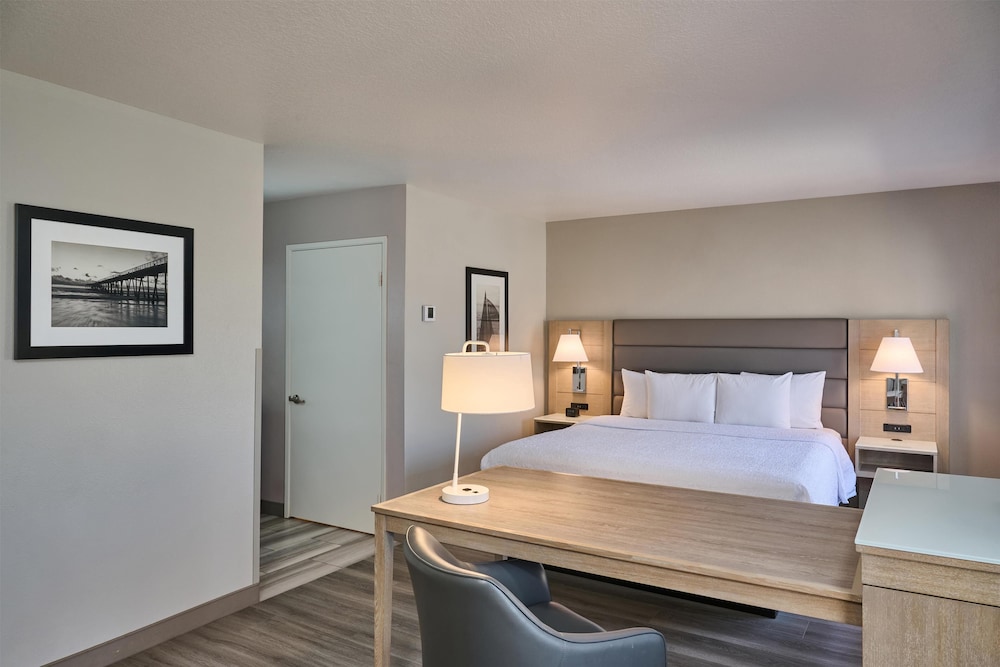 Hampton Inn & Suites Hermosa Beach - photo 37