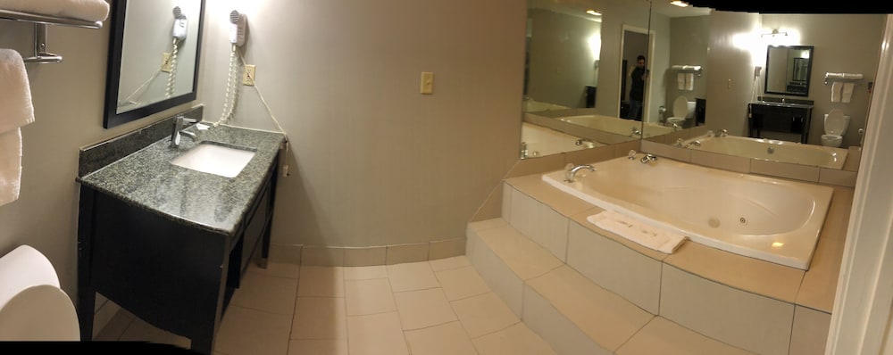 Deerfield Inn & Suites - photo 21