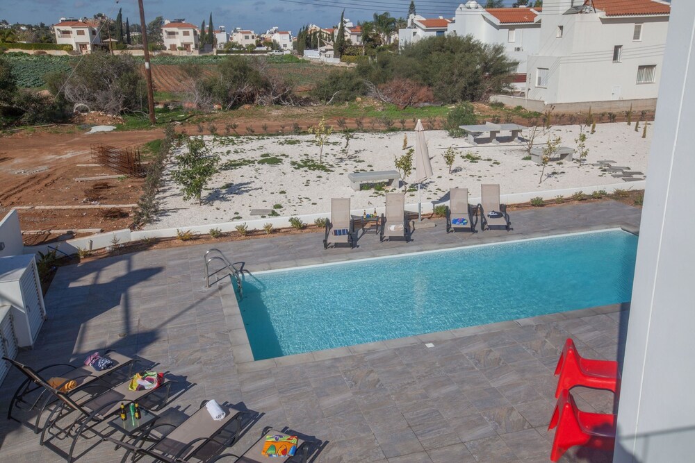 Celebrity Villa Hollyoaks 2 TNL 123968