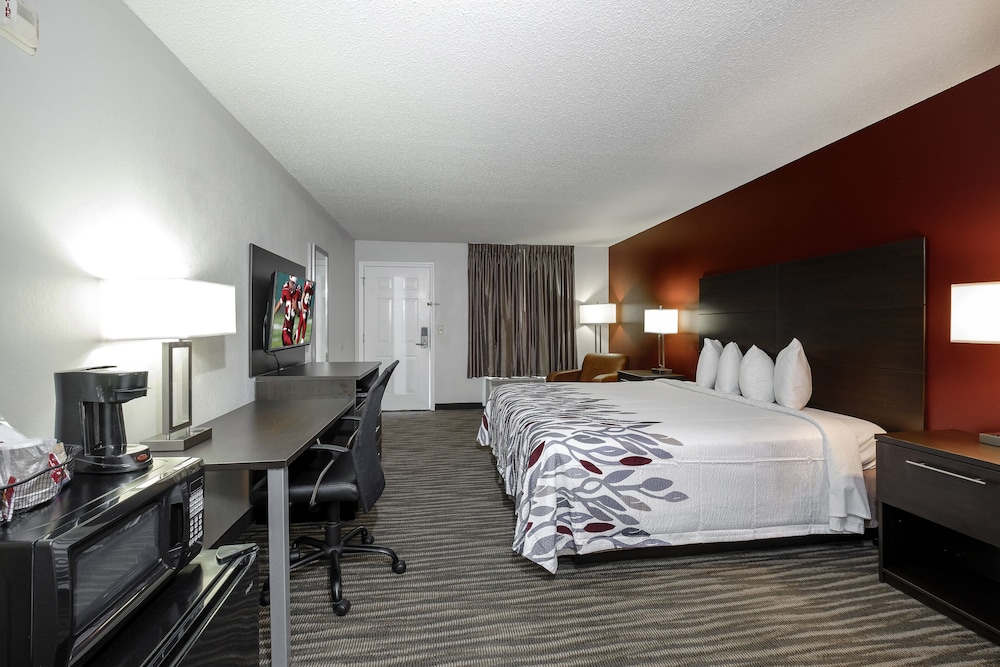 Red Roof Inn Defuniak Springs - photo 10