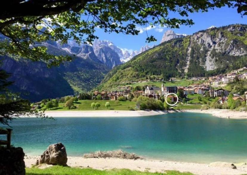 Appartamento Sul Lago di Molveno Con Ampio Terrazzo — 4-Star Luxury Hotel in Molveno, Italy