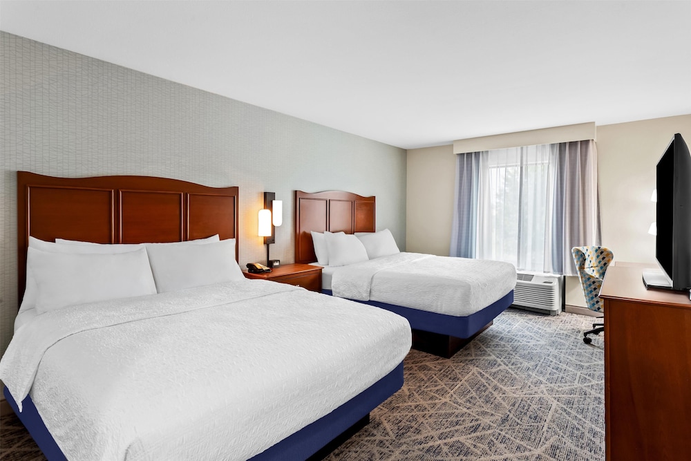Hampton Inn DeKalb IL - photo 8