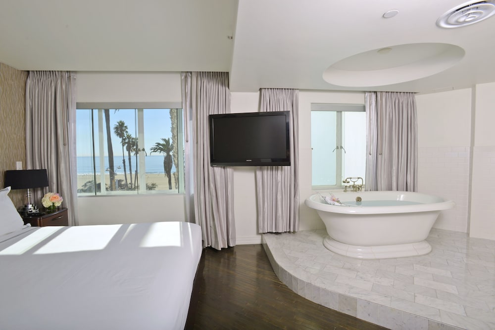 Shangri La Santa Monica - photo 12