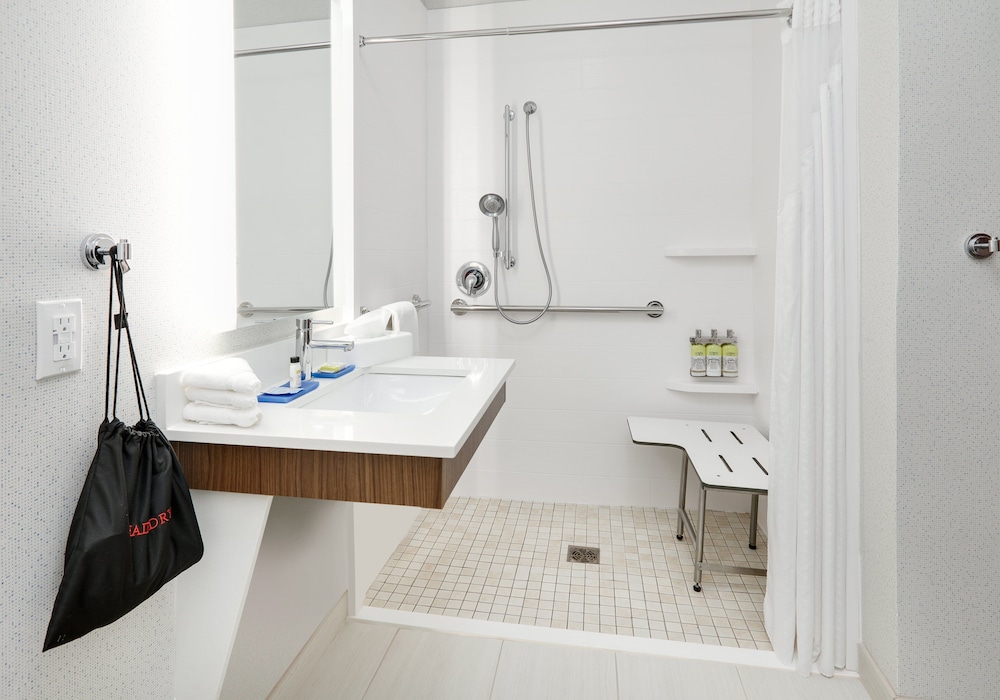 Holiday Inn Express Mitchell by IHG - photo 14