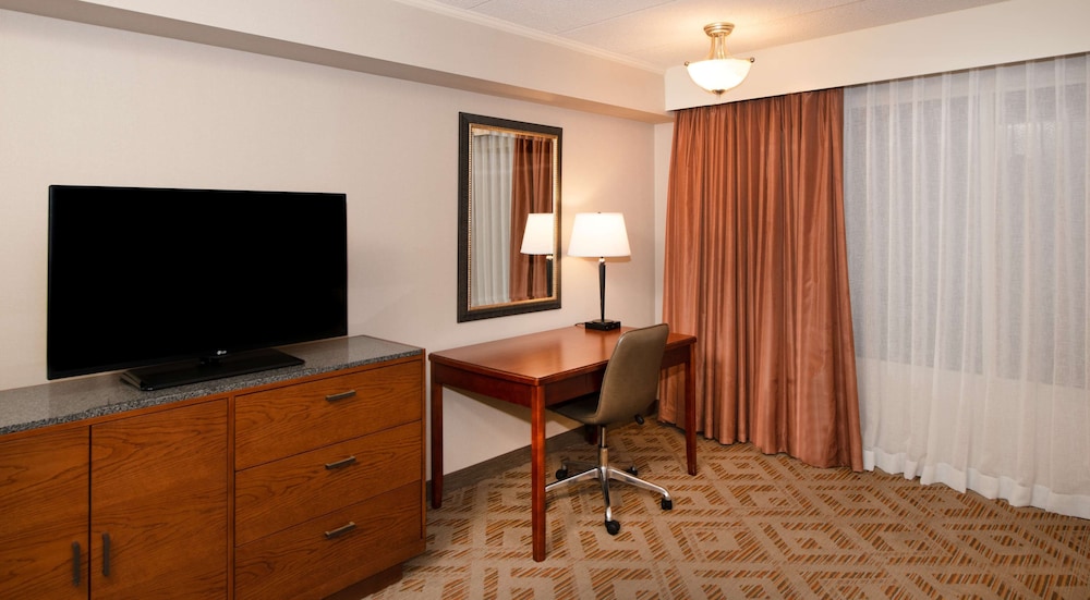 DoubleTree by Hilton Philadelphia West - photo 19