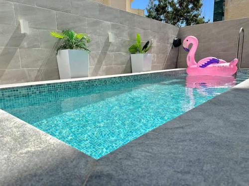 Private Pool Flat Near Valletta — 4-Star Luxury Hotel in Pieta, Malta