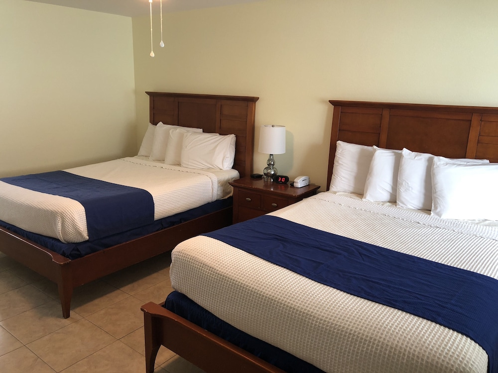 Beachgate CondoSuites & Motel - photo 14