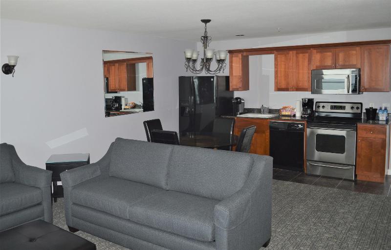 Starfish Manor Oceanfront Hotel - photo 47