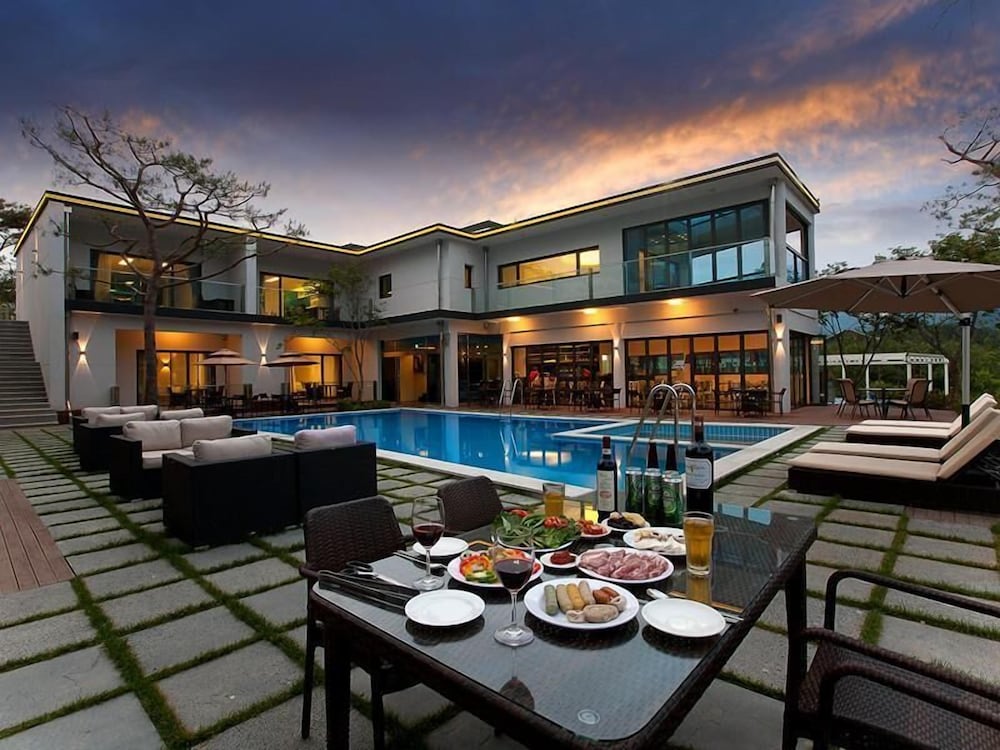 Ethren Resort in Gapyeong, South Korea