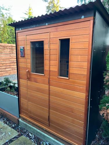 The Spa Experience at Cute as a Button in Seattle, United States