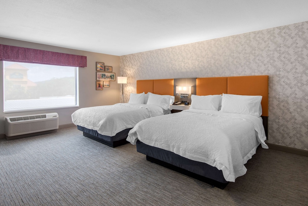 Hampton Inn And Suites By Hilton Ruidoso - photo 7