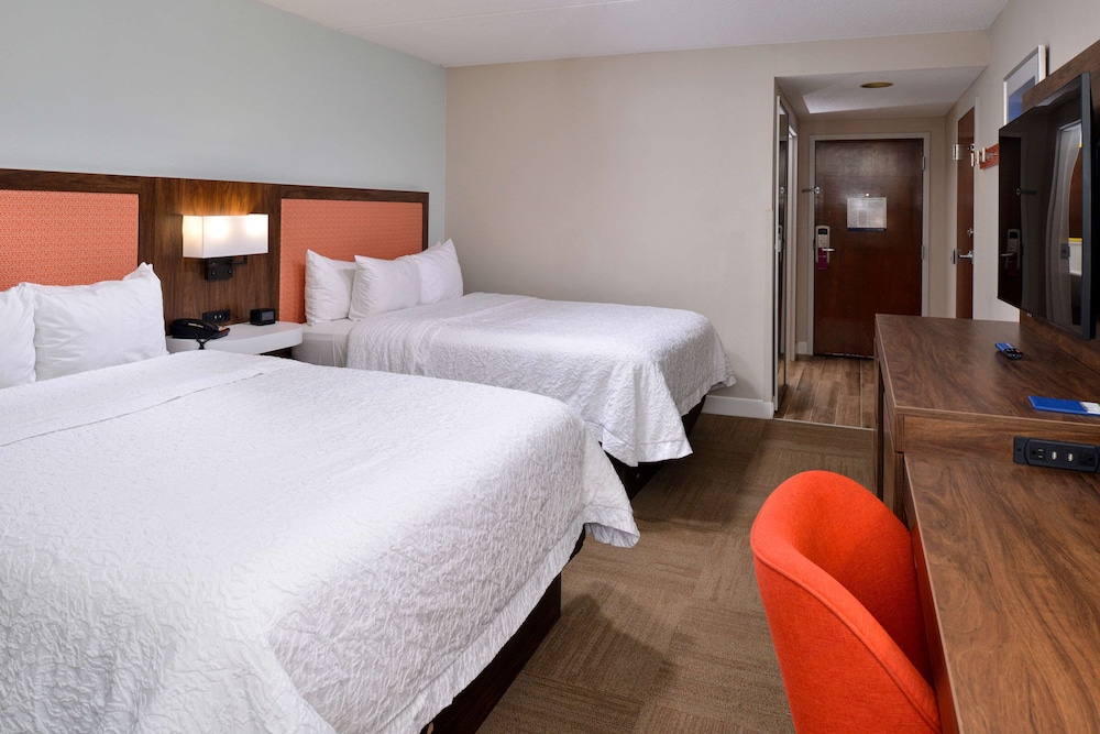 Hampton Inn Henderson - photo 10